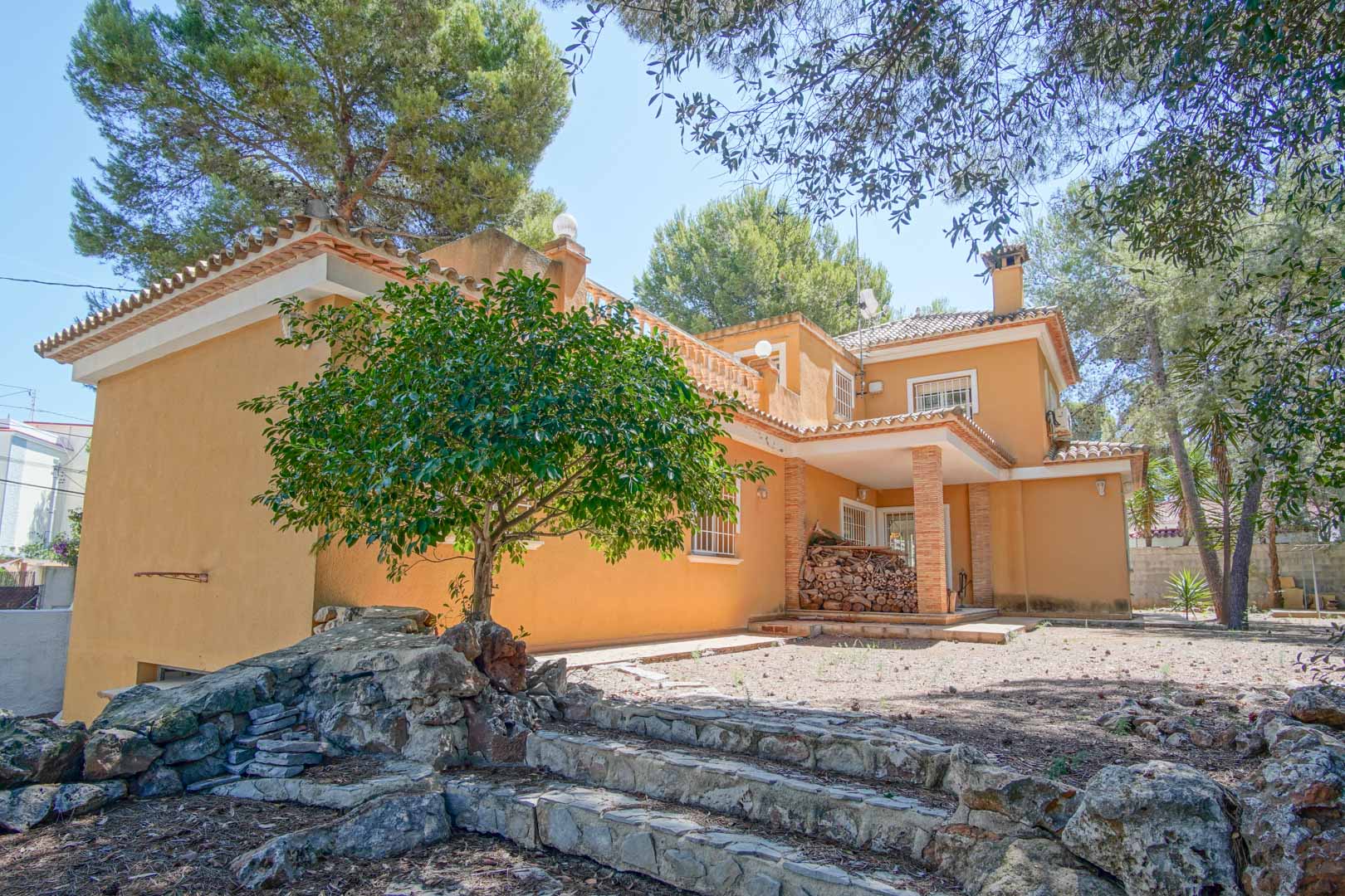 8085DEN Chalet en venta en Las Rotas, Dénia