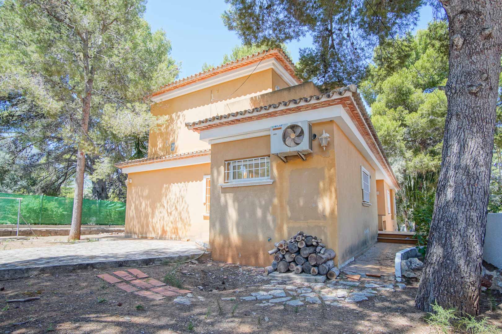 8085DEN Chalet en venta en Las Rotas, Dénia