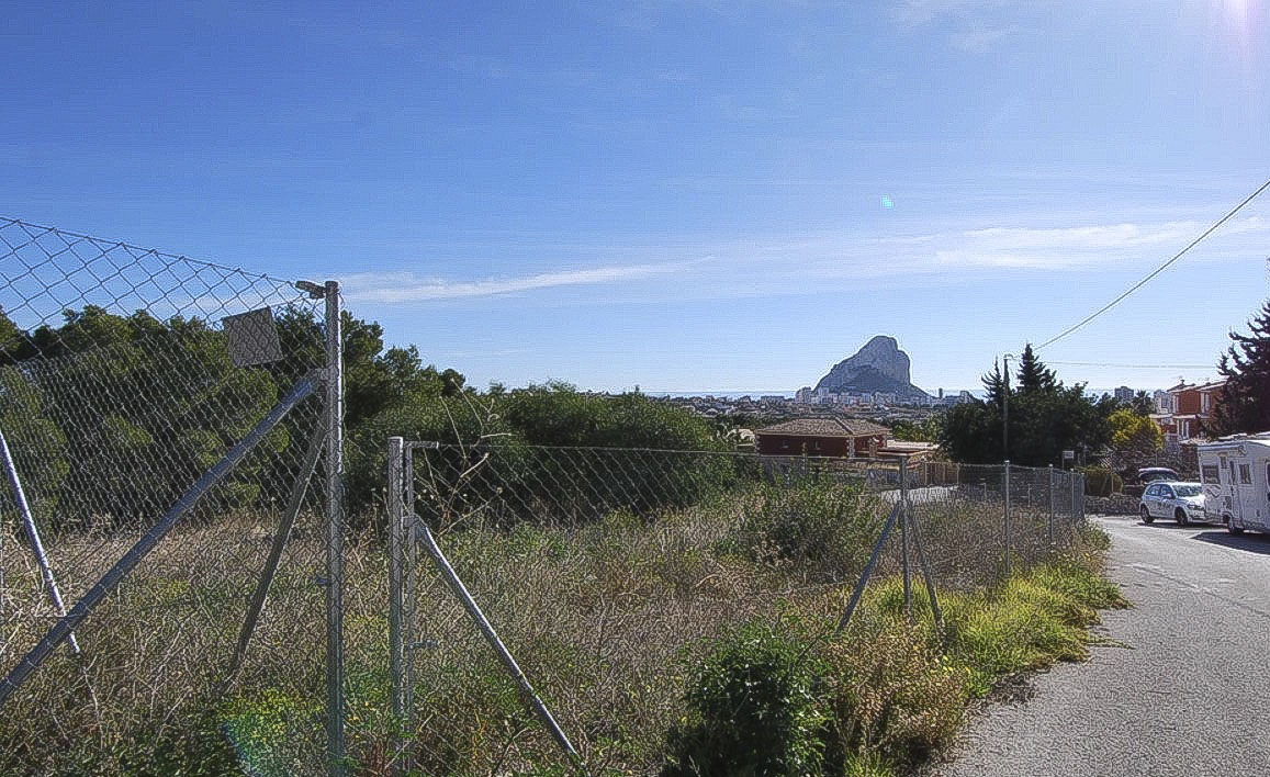 For Sale. Land / plot in Calpe