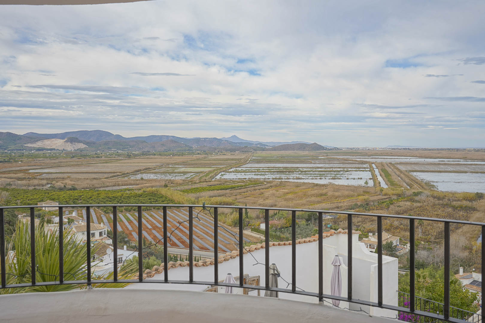 4336PEG Gran chalet con casa de invitados en venta en Monte Pego