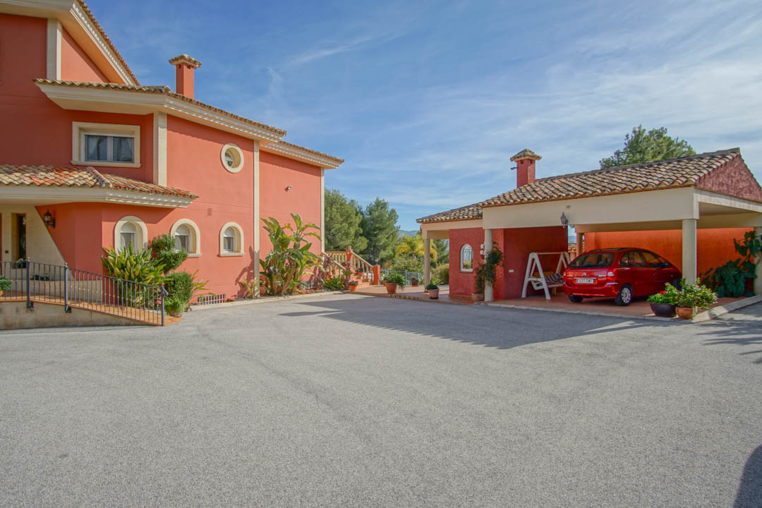 Villa op Verkoop op Alfaz del Pi