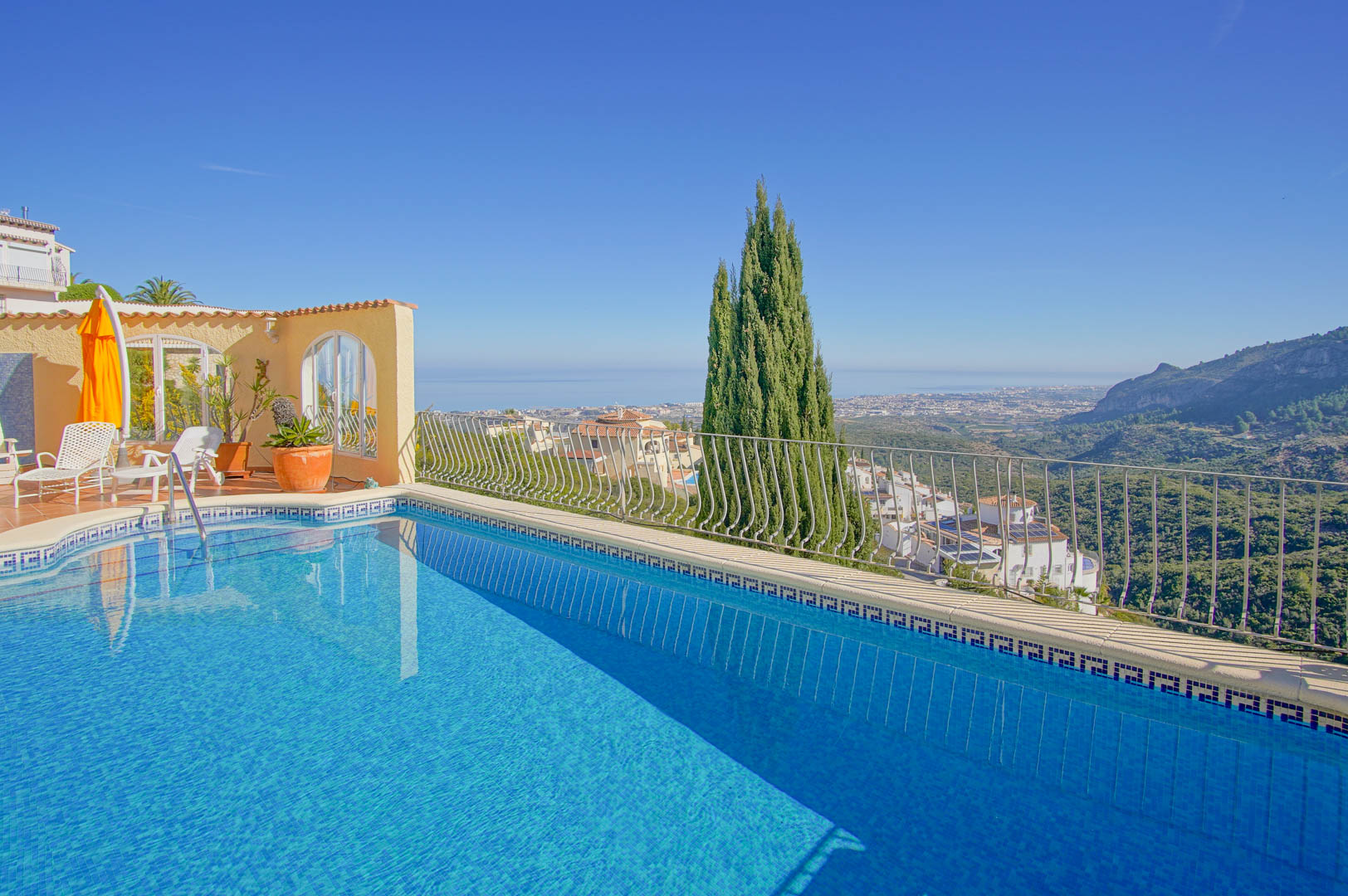 8152PEG Villa con vistas al mar en venta en Monte Pego
