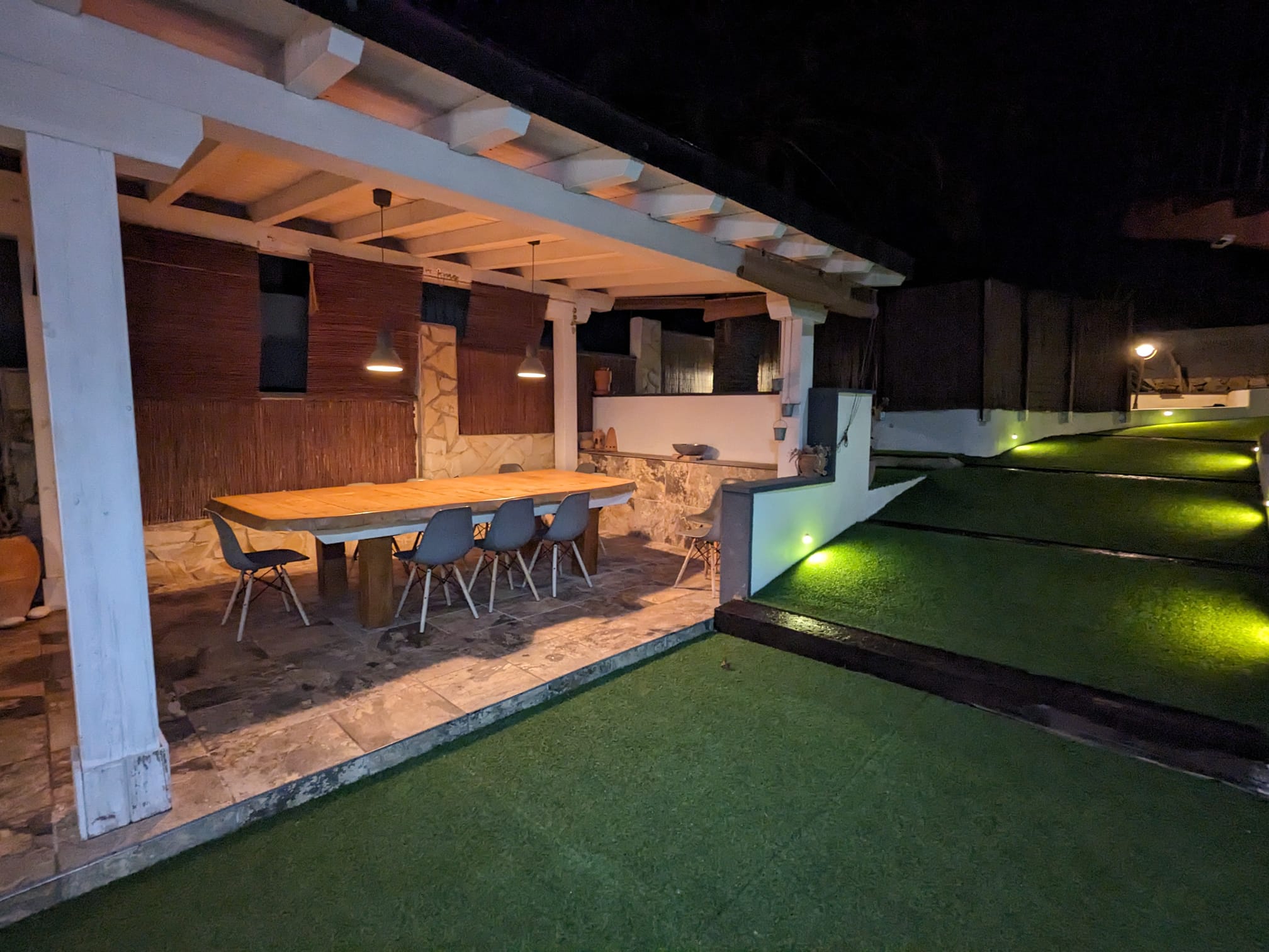 4223CAL - 4223CAL Villa rénovée avec vue sur la mer et bon potentiel locatif à vendre à proximité du centre de Calpe