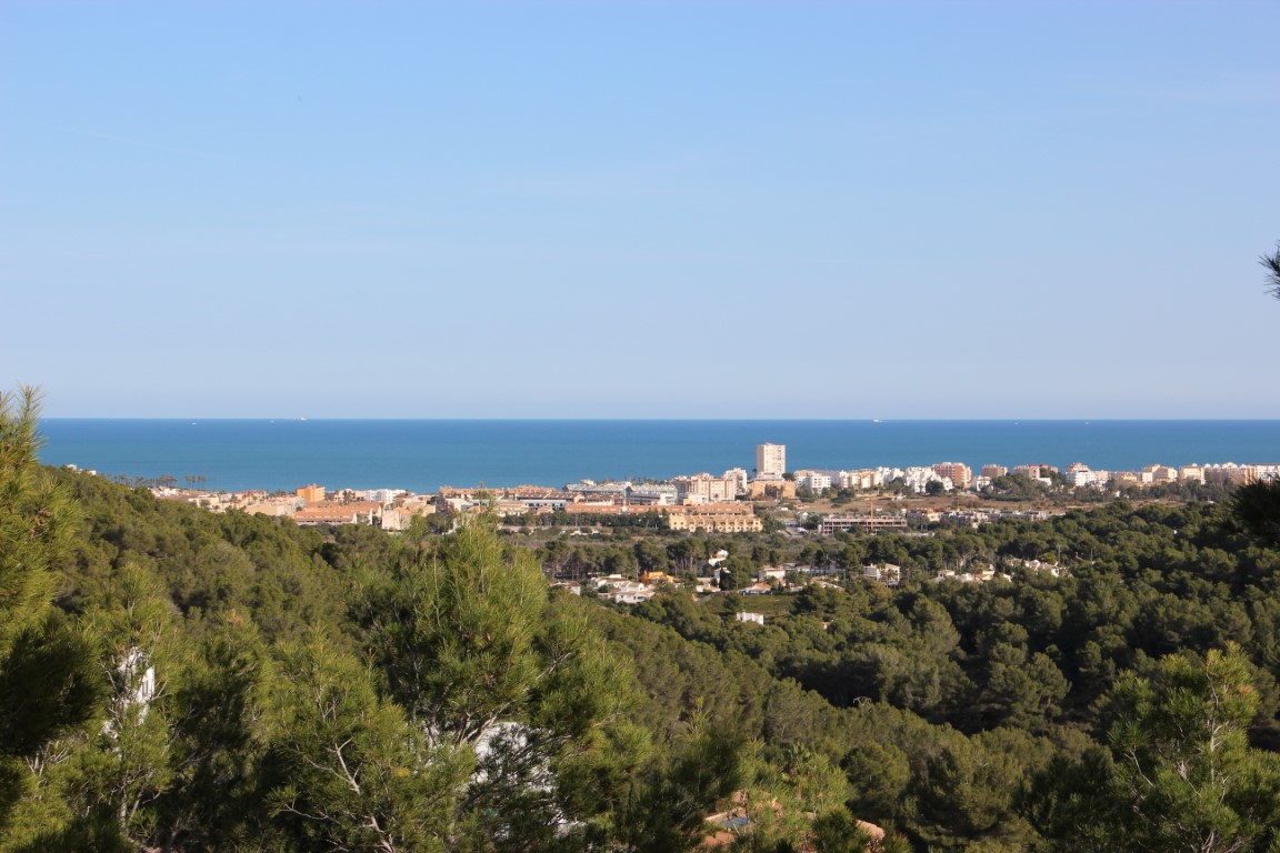 C3XY3343JAV Parcela edificable con vistas al mar en venta en Javea