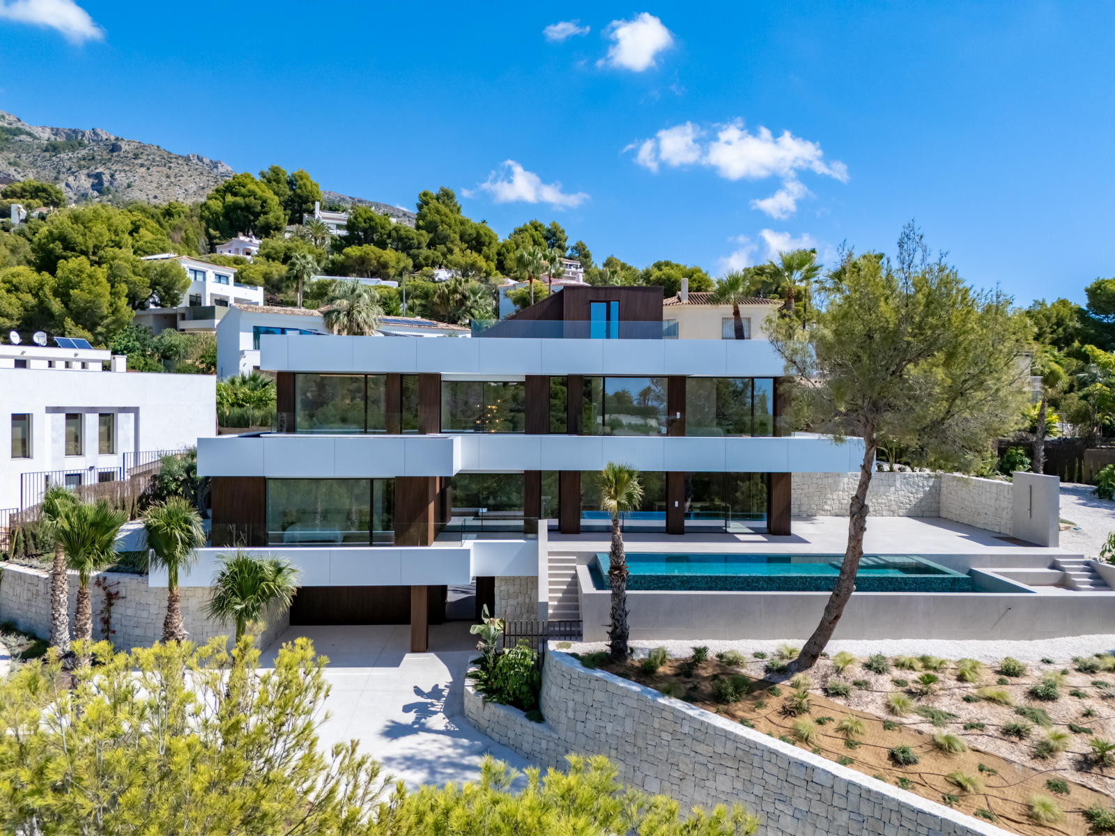 B47558 - 4405ALT Fantástica villa de nueva construcción con vistas al mar en venta en Altea