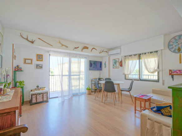 4426DEN Apartment with direct access to the beach for sale in Denia