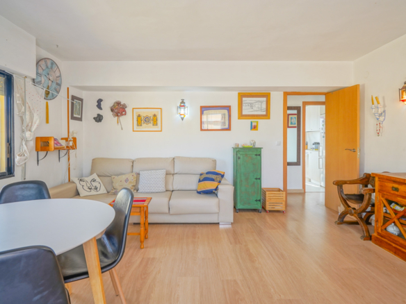 4426DEN Apartment with direct access to the beach for sale in Denia