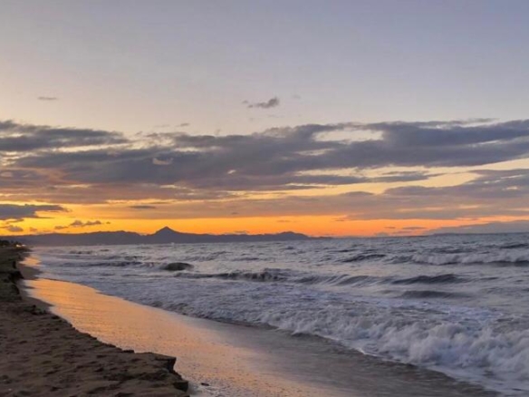 4426DEN Apartment with direct access to the beach for sale in Denia