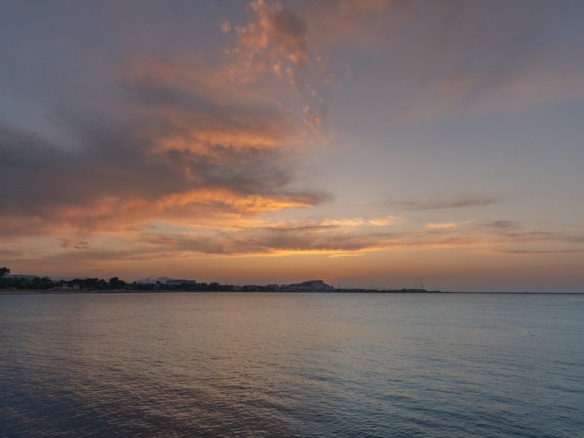 4426DEN Apartment with direct access to the beach for sale in Denia