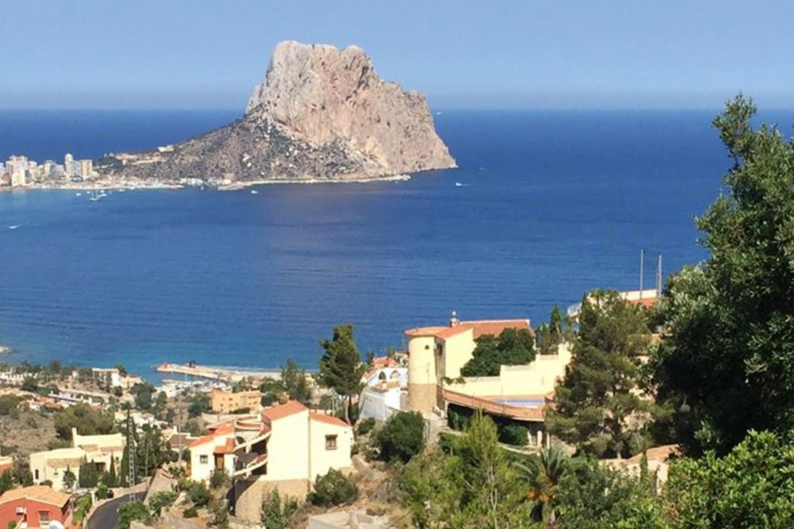 Försäljning. Villa i Calpe