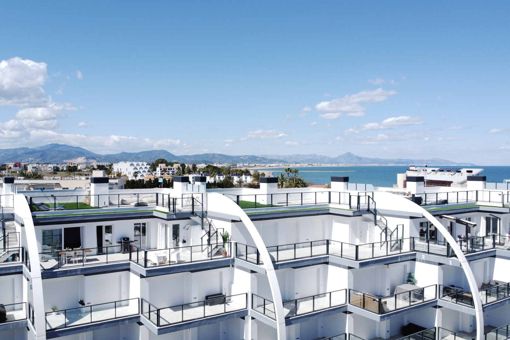 4502DEN - 4502DEN Fantastique penthouse moderne directement sur la plage à vendre à Denia