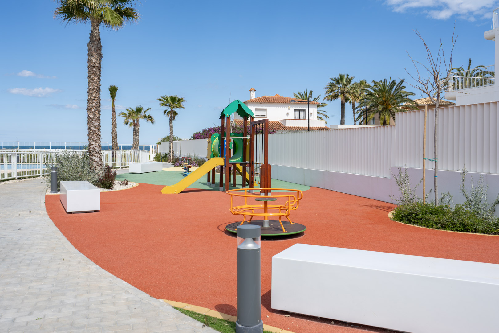 4502DEN - 4502DEN Fantastique penthouse moderne directement sur la plage à vendre à Denia