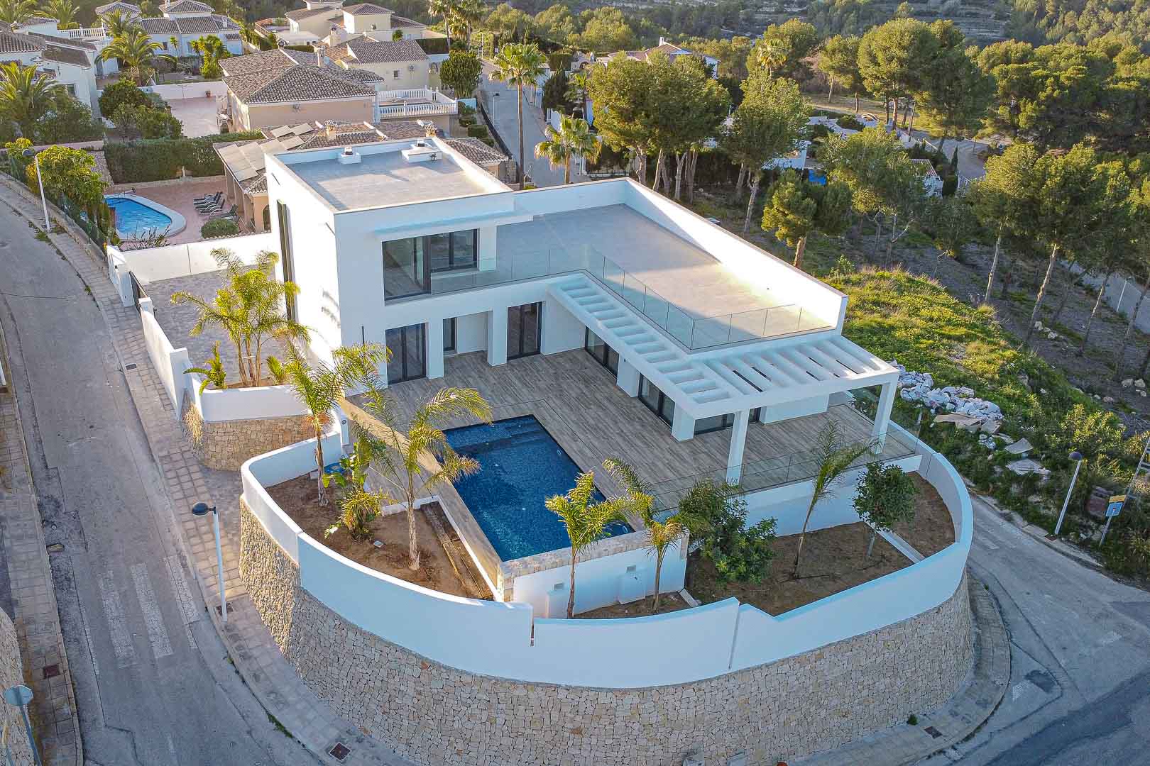 8248MOR - 8248MOR Villa moderna de obra nueva con vistas panorámicas al mar y gran terraza, a la venta en Moraira.
