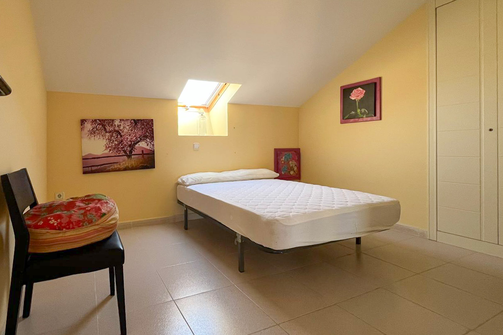 8269DEN - 8269DEN Duplex penthouse avec terrasse et vue partielle sur la mer à vendre à Las Marina, Denia.