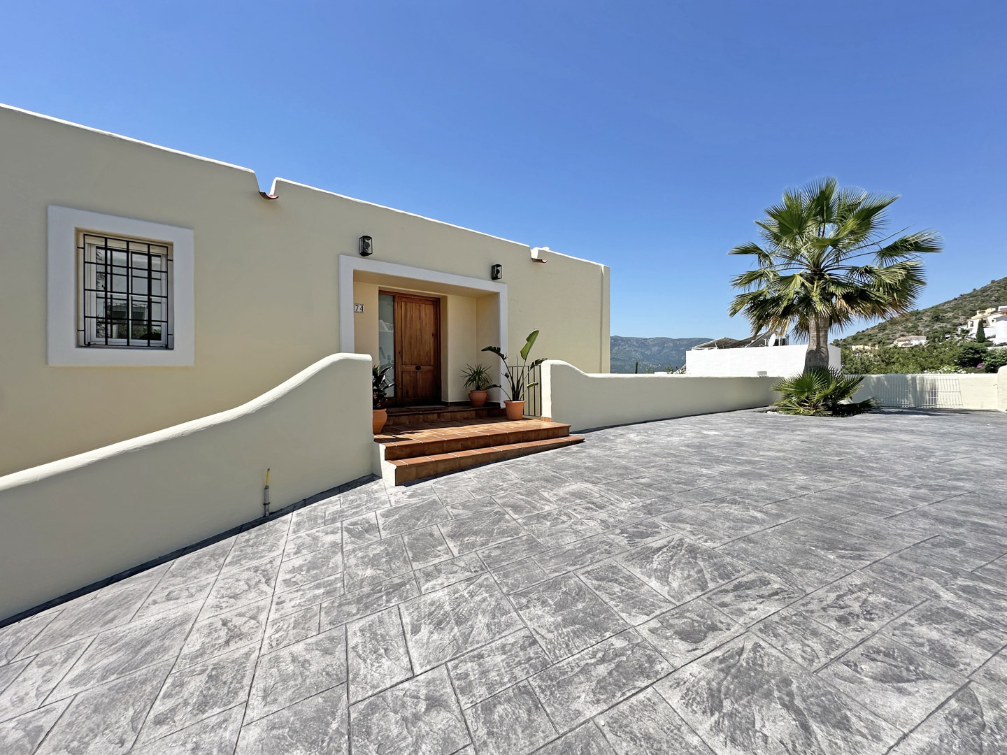 C4XY4536JAL Villa reformada en venta con vistas panorámicas al valle en Valle del Paraíso