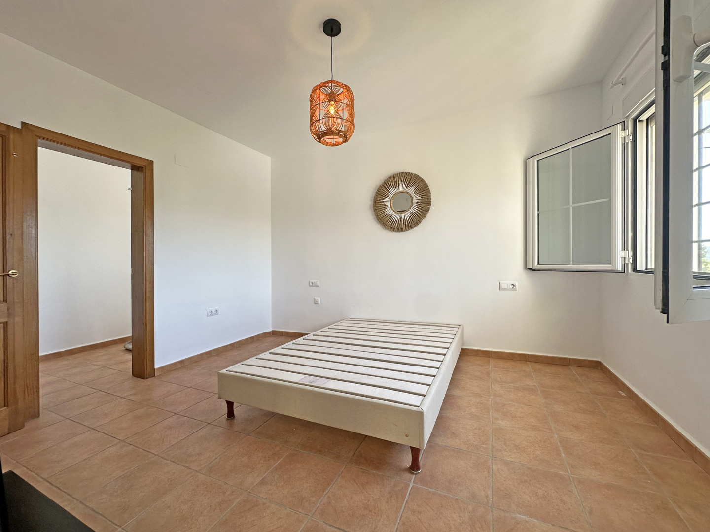 C4XY4536JAL Villa reformada en venta con vistas panorámicas al valle en Valle del Paraíso