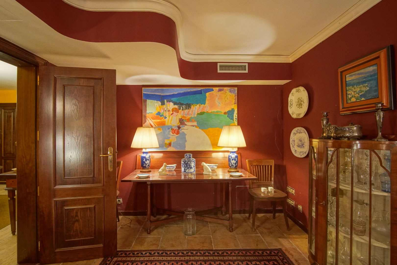 C3XY8287DEN - C3XY8287DEN Villa with pool for sale in Denia, with partial mountain and castle views.