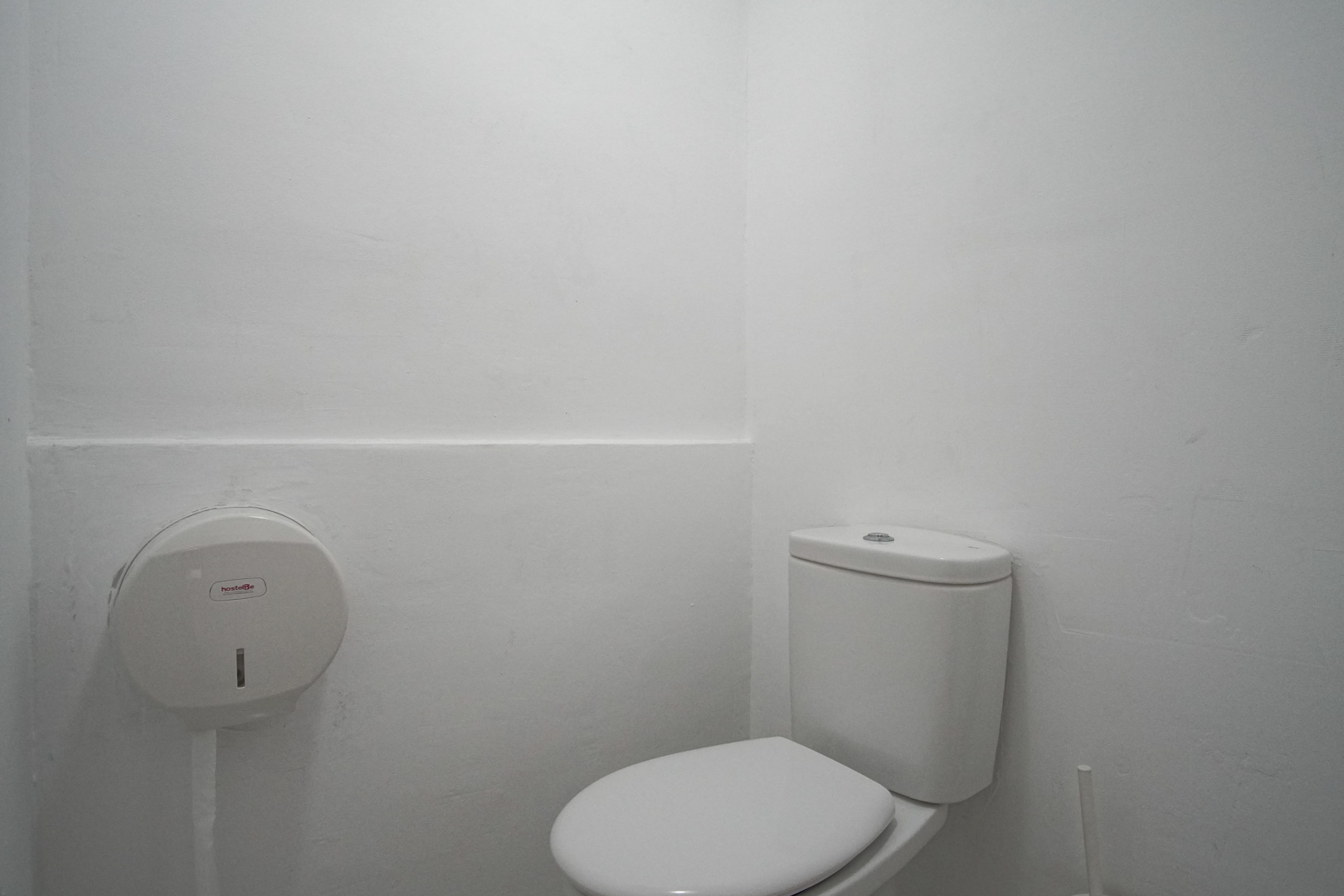 8293DEN Villa y comercio con vistas parciales al mar a la venta en Las Rotas, Denia.