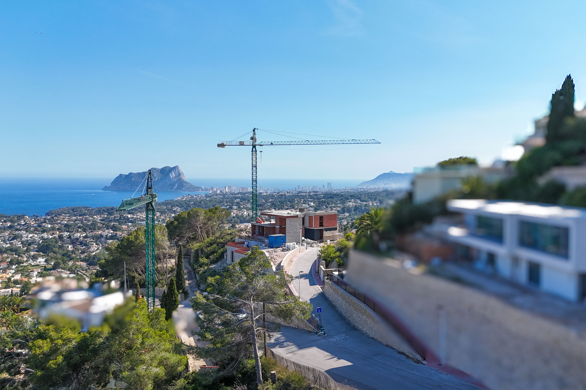 8300MOR Villa moderna en construcción con vistas panorámicas al mar a al venta en Moraira.