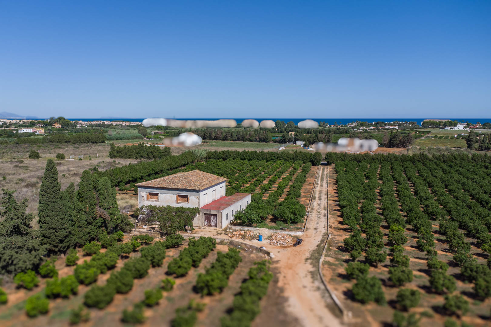 C3XY8296DEN Casa de campo para reformar con gran parcela a la venta en Denia.