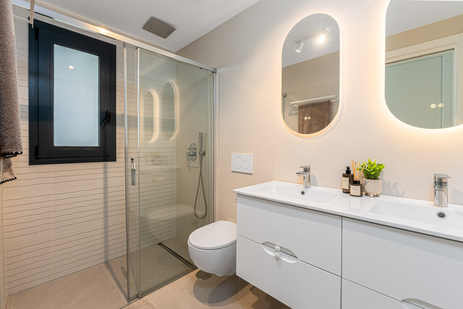 C4XY8301CAL Atico con vistas al mar a la venta en Calpe.