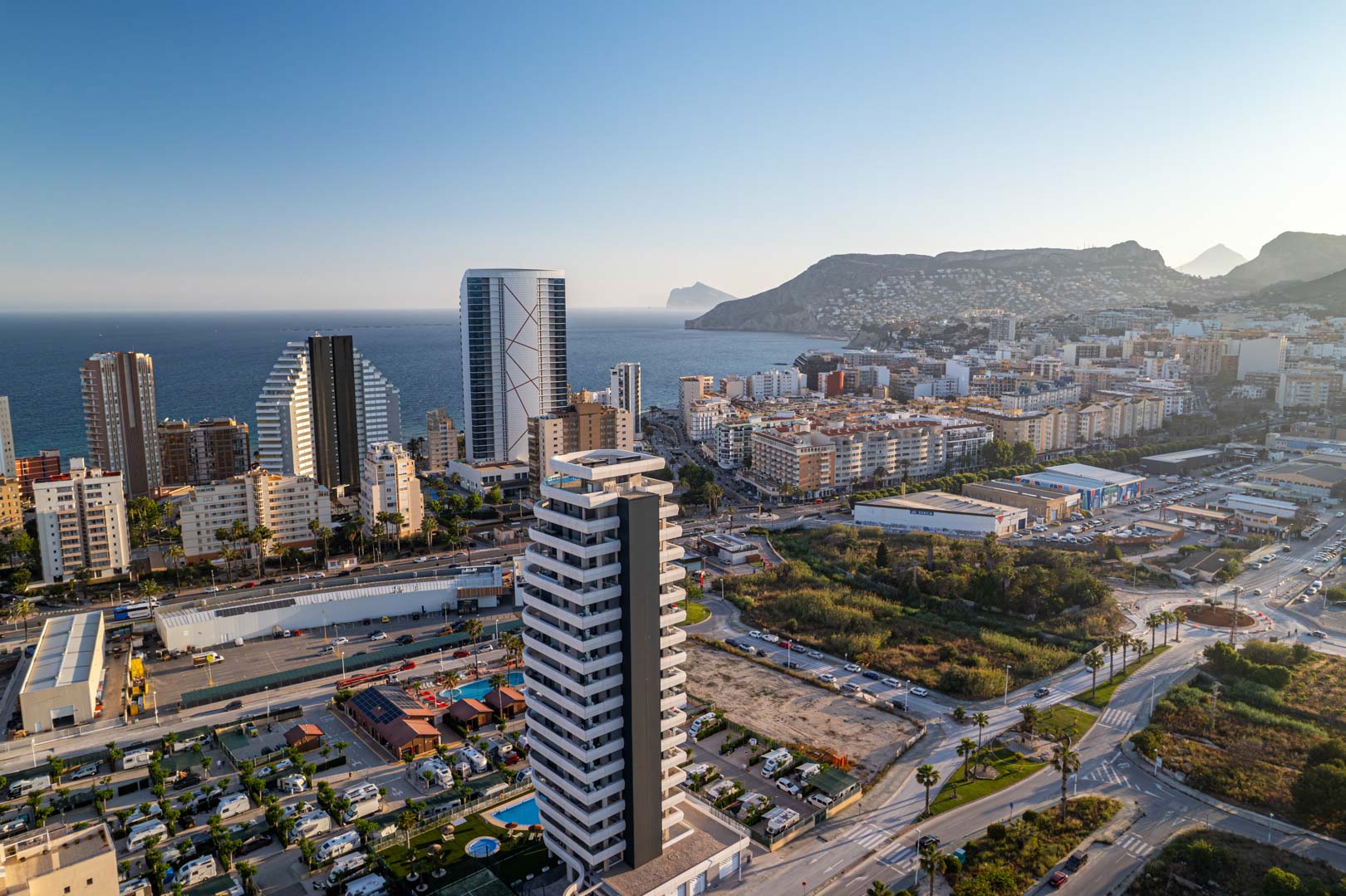 C4XY8301CAL Atico con vistas al mar a la venta en Calpe.