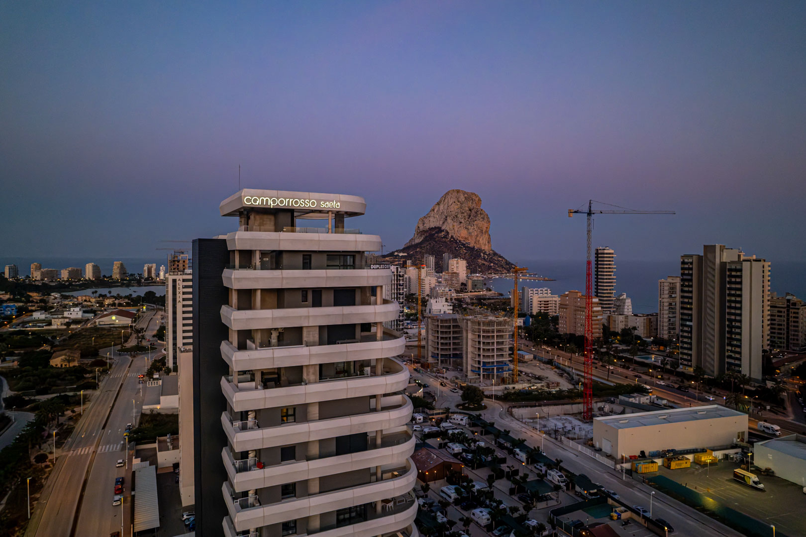 C4XY8301CAL Atico con vistas al mar a la venta en Calpe.