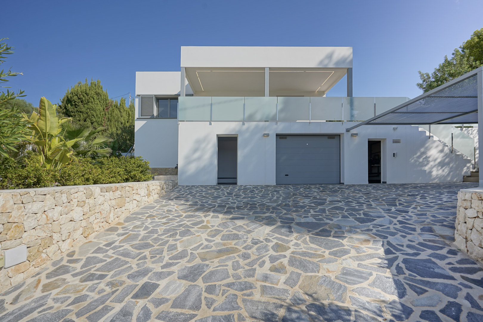 C4XY4581BEN - C4XY4581BEN Moderne Villa zum Verkauf in La Fustera Benissa