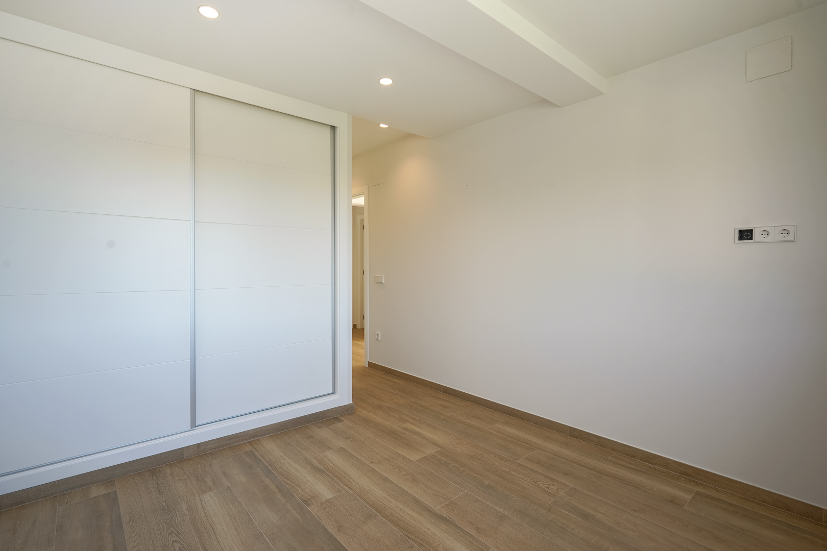 C4XY4581BEN - C4XY4581BEN Moderne Villa zum Verkauf in La Fustera Benissa