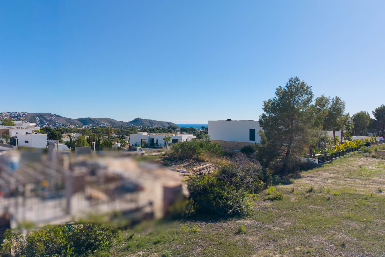 8306MOR Flat urban plot with open views of the valley and partial sea views for sale in Moraira.