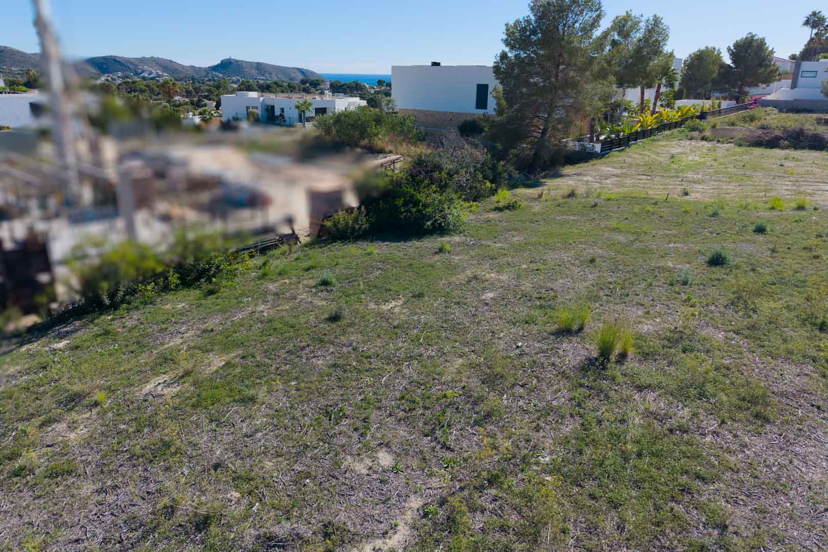 8306MOR Flat urban plot with open views of the valley and partial sea views for sale in Moraira.
