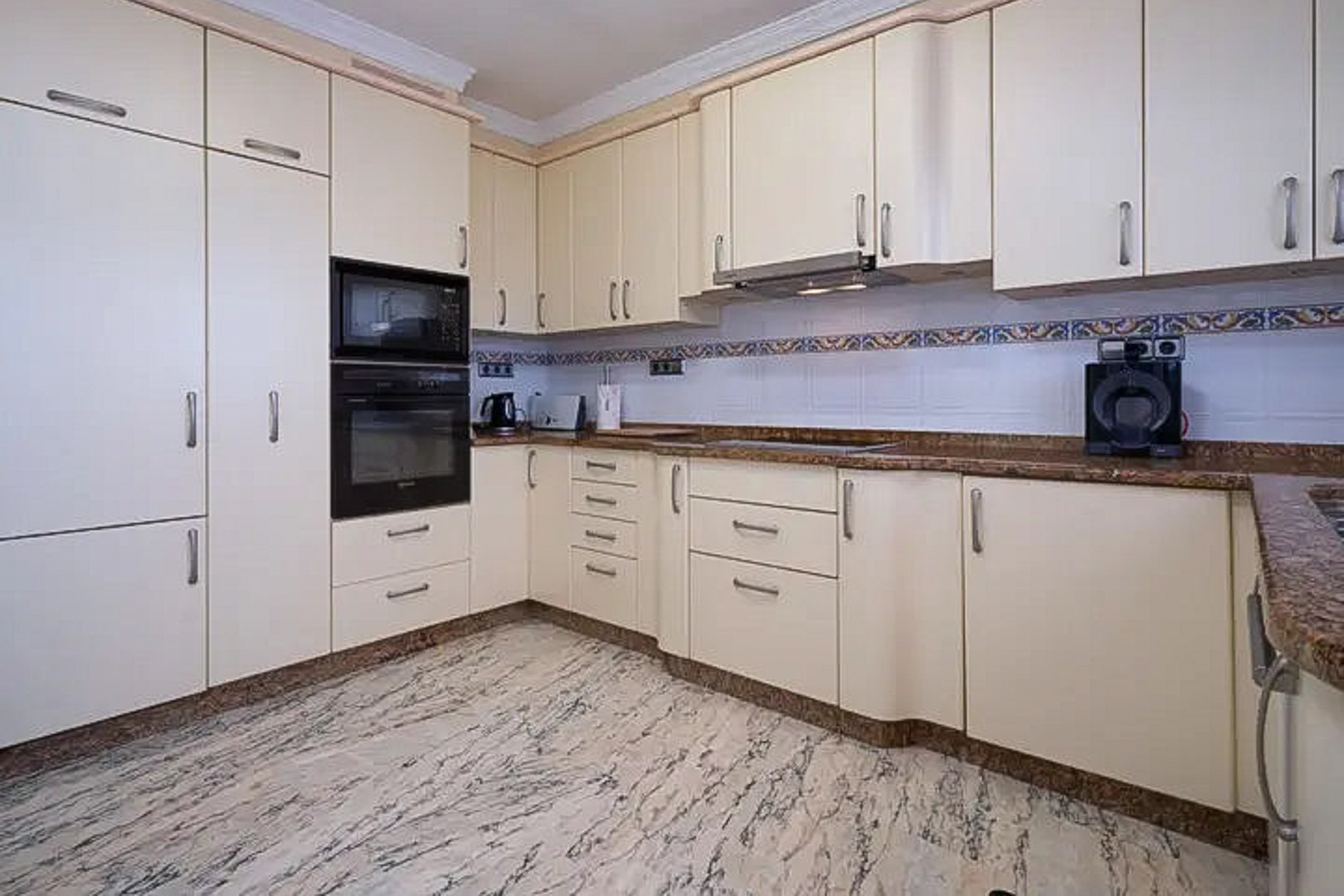 9001MOR - 9001MOR Villa con piscina y vistas al mar a la venta en Moraira.