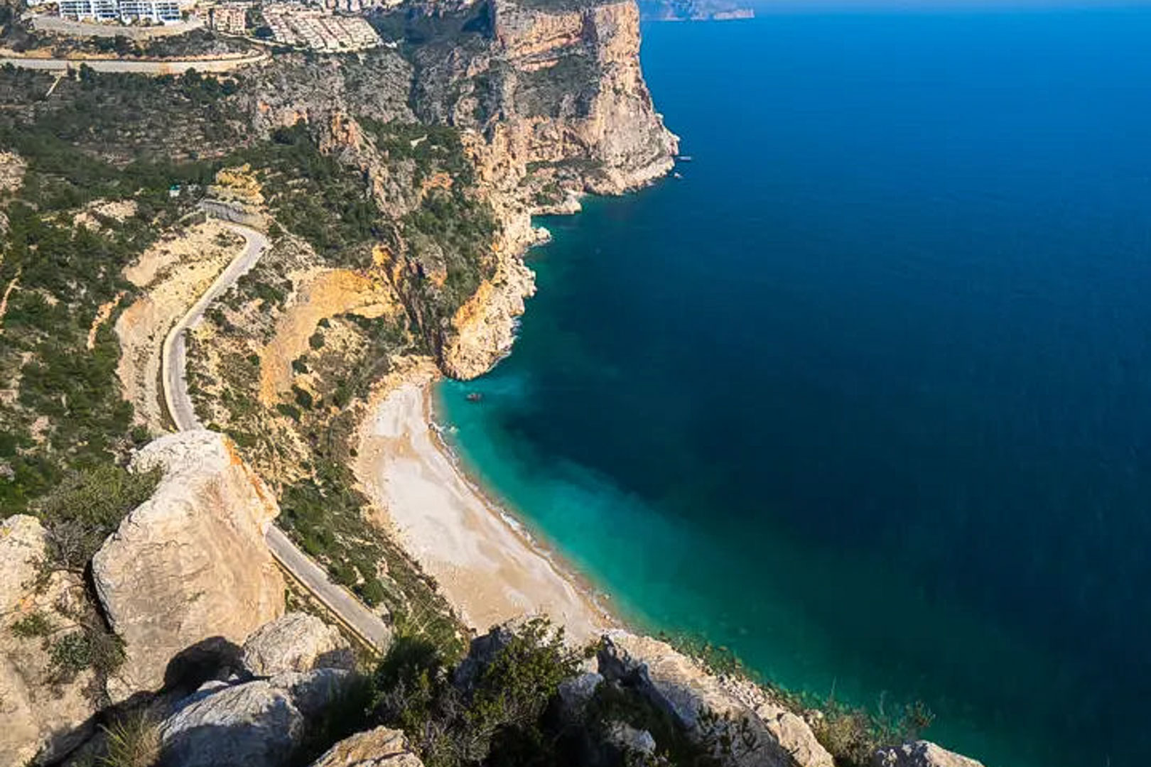 9001MOR - 9001MOR Villa con piscina y vistas al mar a la venta en Moraira.