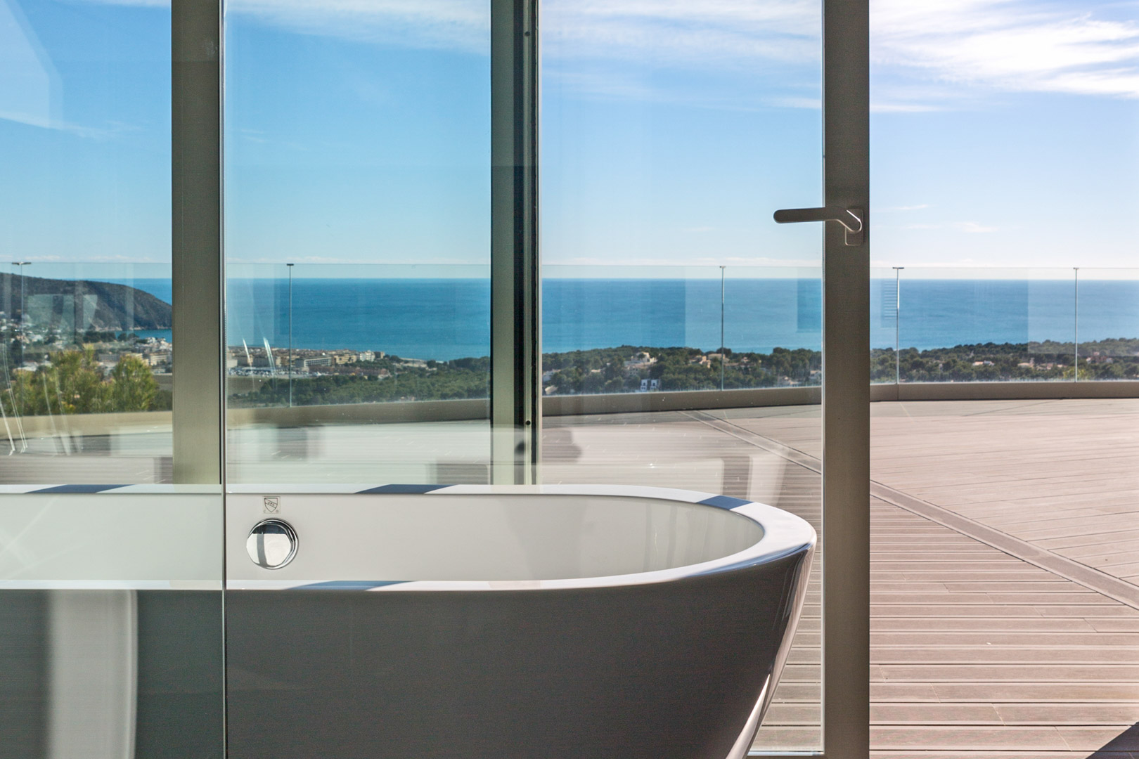 9002MOR - 9002MOR Villa moderna con vistas panoramicas al mar a la venta en Moraira.