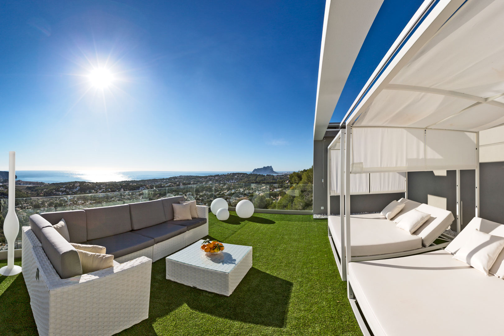 9002MOR - 9002MOR Villa moderna con vistas panoramicas al mar a la venta en Moraira.