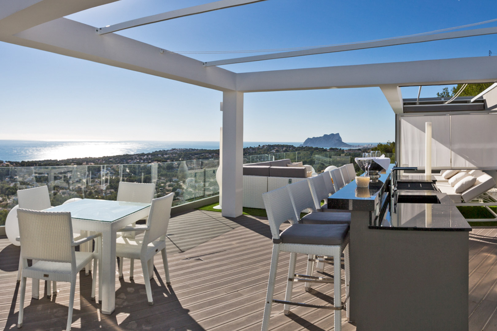 9002MOR - 9002MOR Villa moderna con vistas panoramicas al mar a la venta en Moraira.