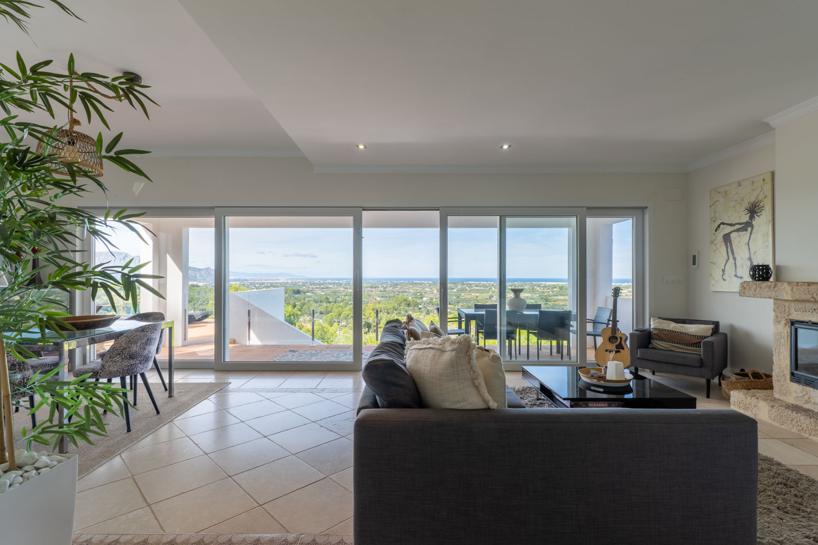 C4XY8309SEL Villa mediterranea con vistas panorámicas al mar a la venta en La Sella, Pedreguer.