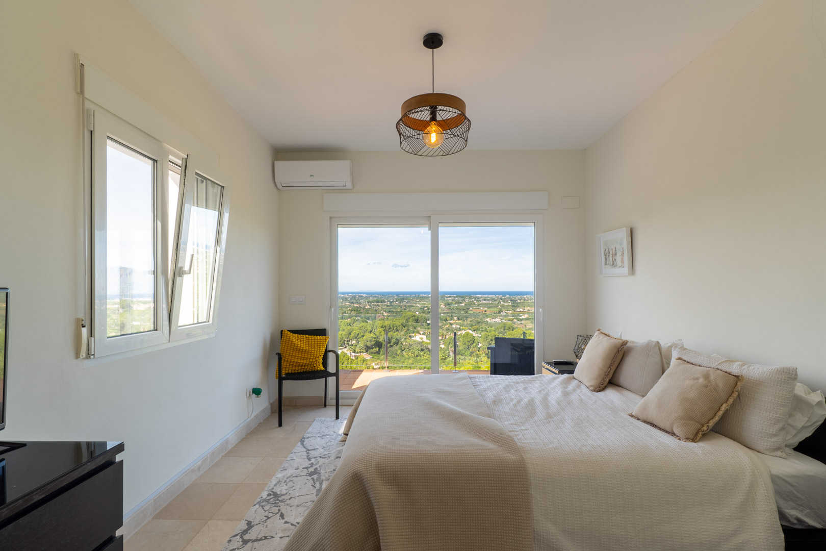 C4XY8309SEL Villa mediterranea con vistas panorámicas al mar a la venta en La Sella, Pedreguer.