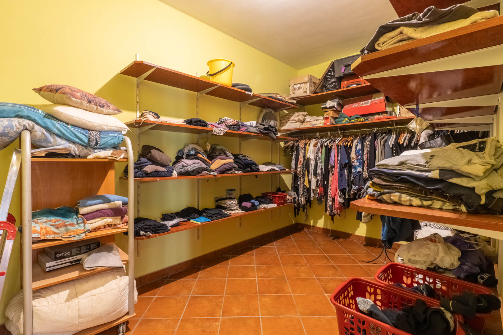 C4XY8310OND Manoir à vendre à Ondara.