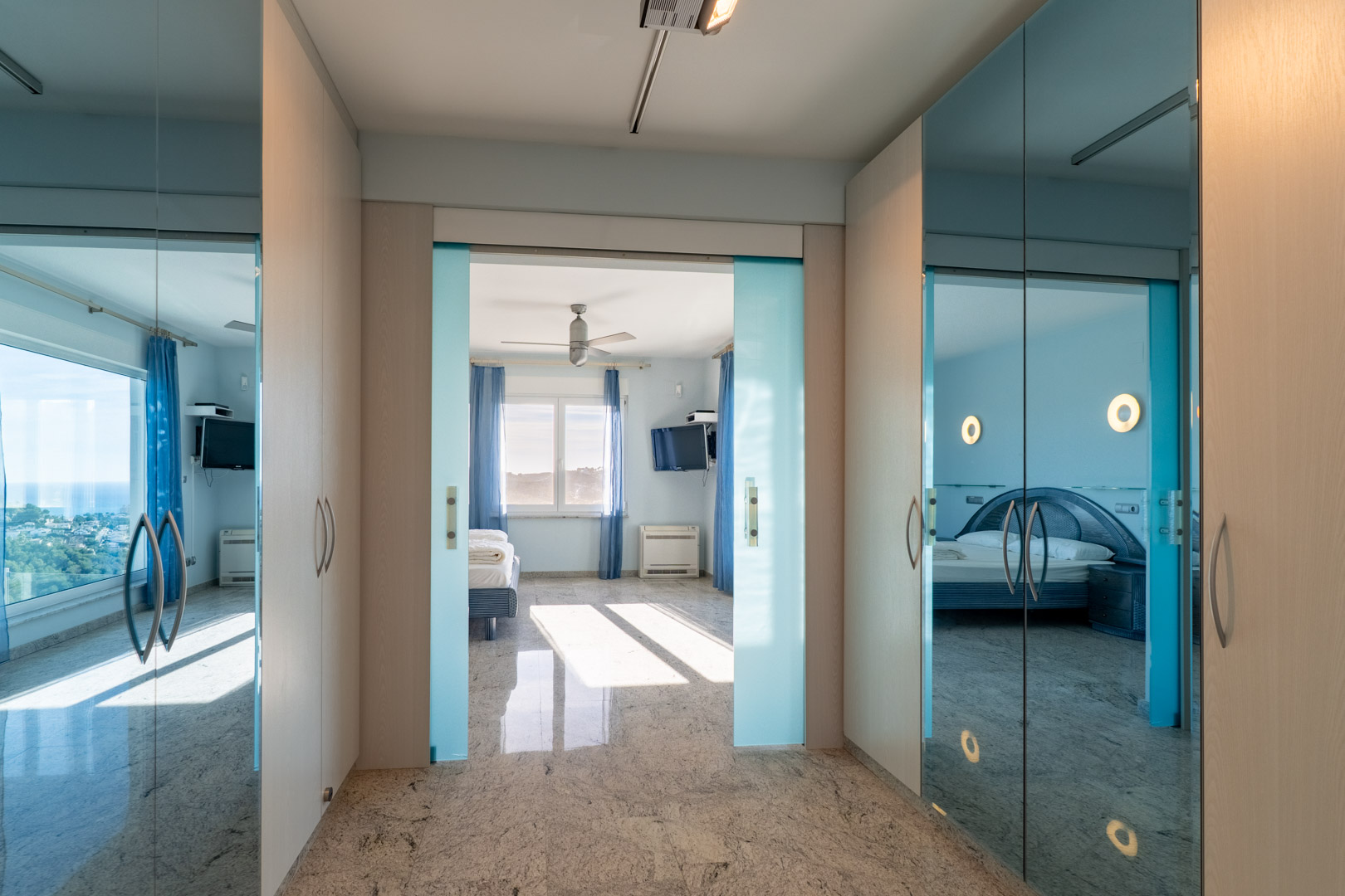 9005MOR - 9005MOR Villa moderne avec vue spectaculaire sur la mer à vendre à Moraira.