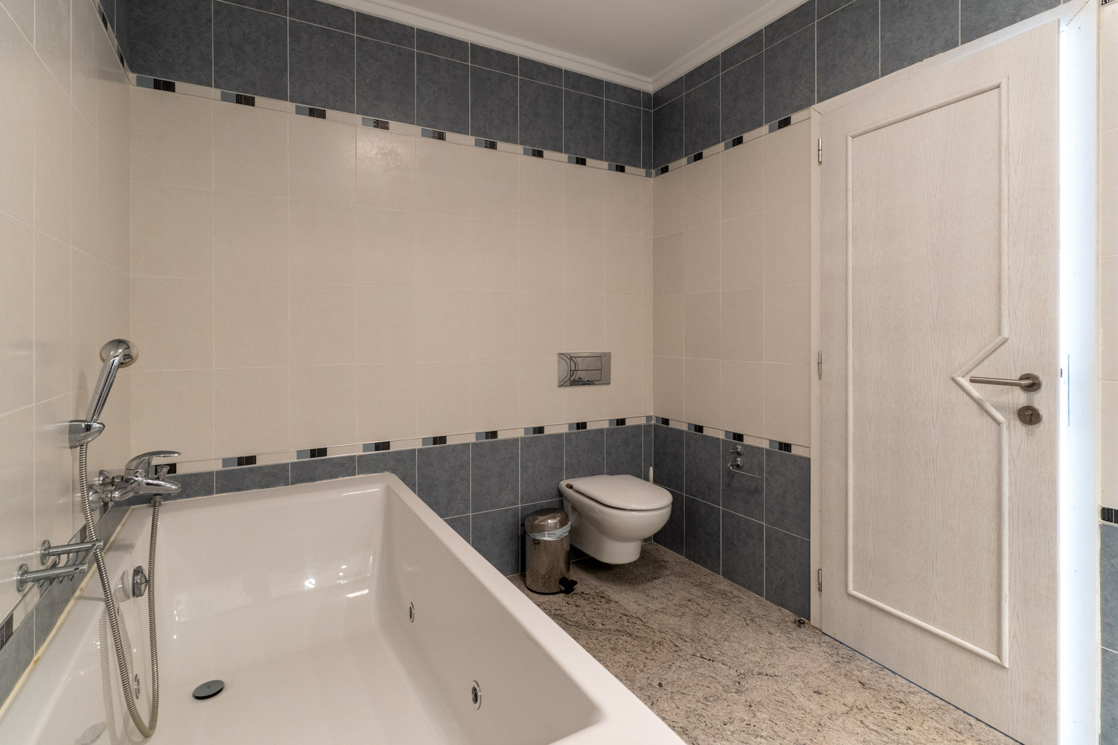 9005MOR - 9005MOR Villa moderne avec vue spectaculaire sur la mer à vendre à Moraira.