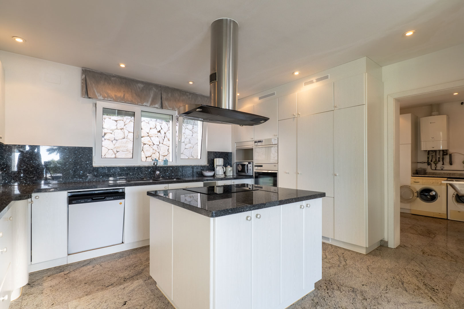 9005MOR - 9005MOR Villa moderne avec vue spectaculaire sur la mer à vendre à Moraira.