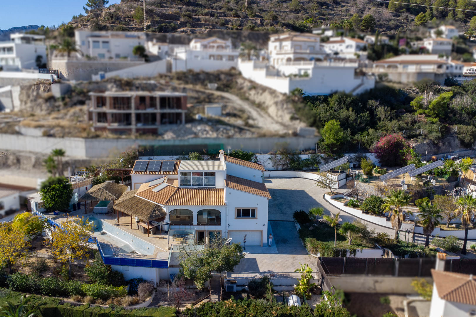 4597CAL Ruime villa met panoramisch zeezicht te koop in Calpe