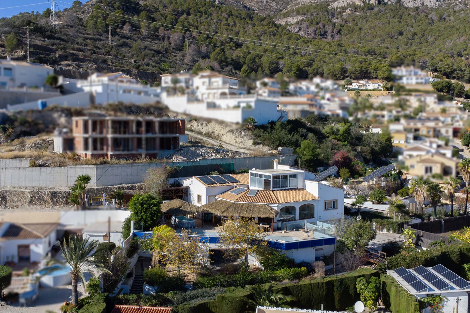 4597CAL Ruime villa met panoramisch zeezicht te koop in Calpe