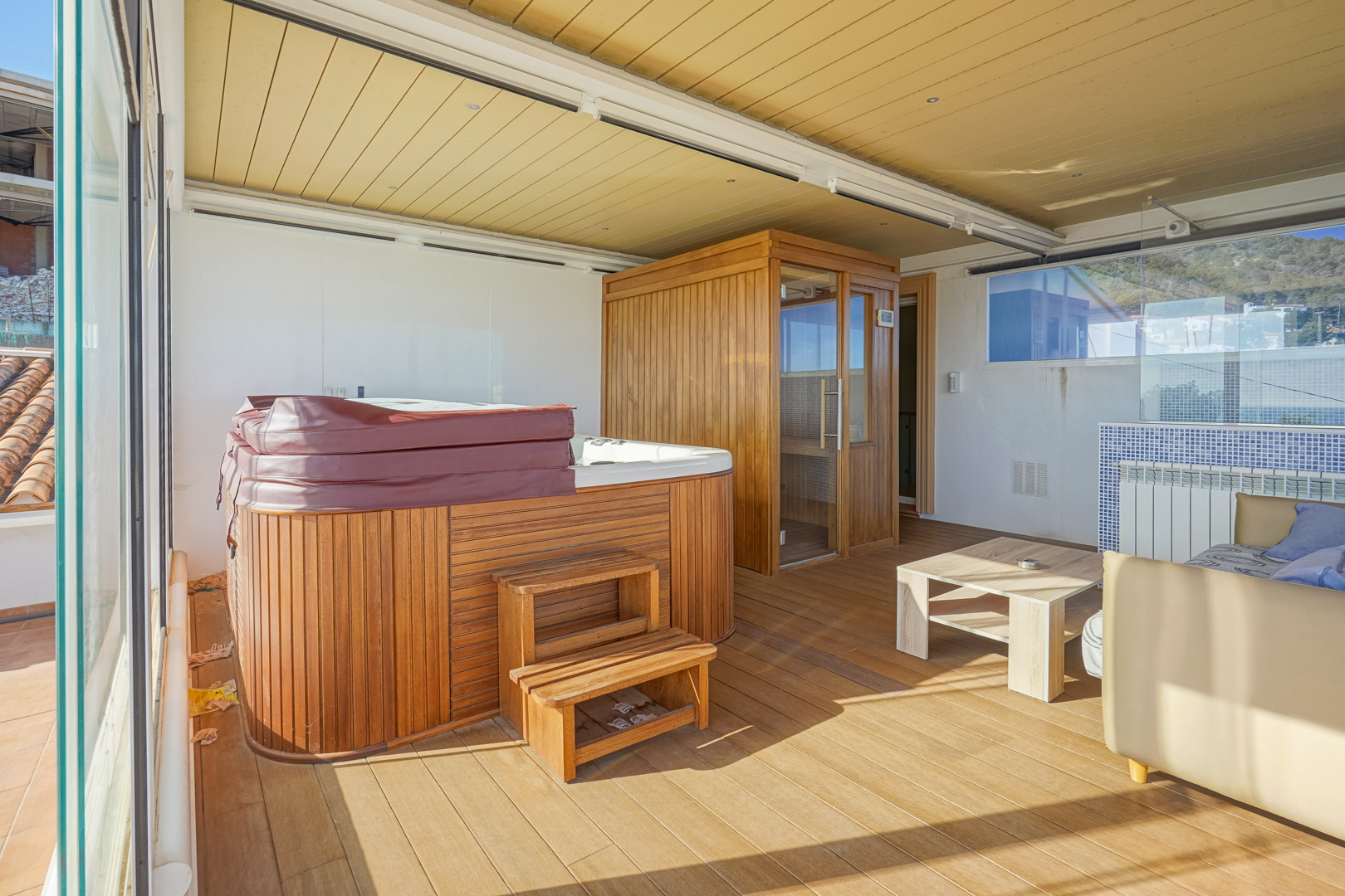 4597CAL Ruime villa met panoramisch zeezicht te koop in Calpe