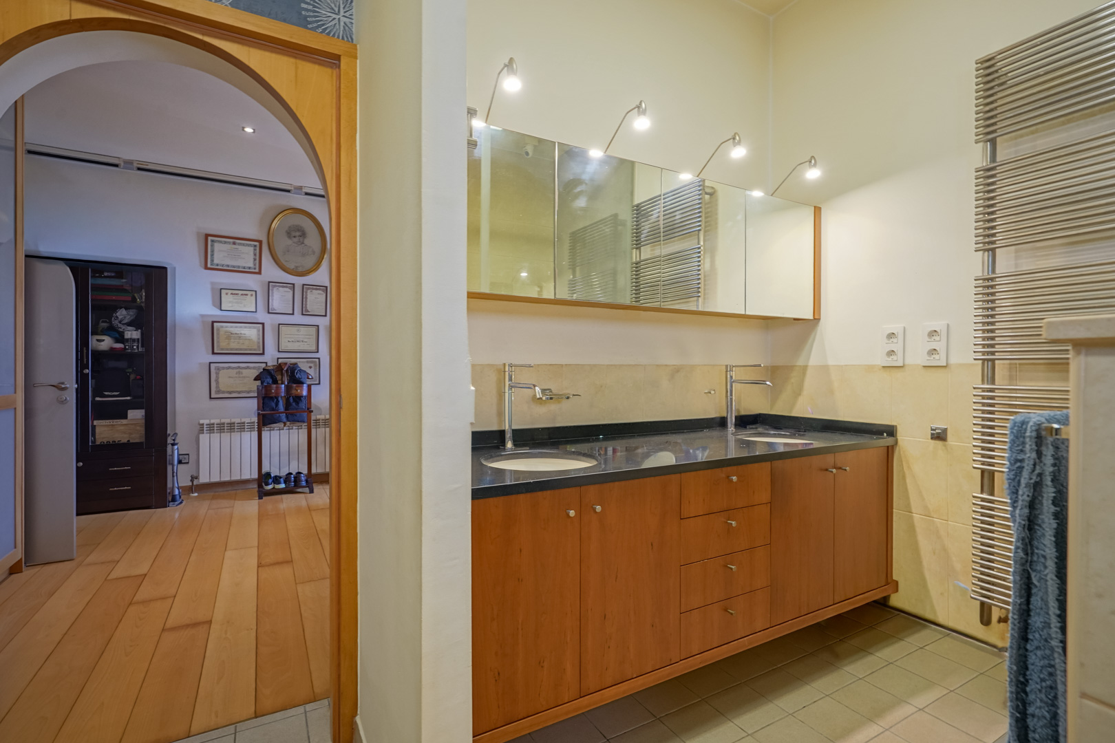 4597CAL Ruime villa met panoramisch zeezicht te koop in Calpe