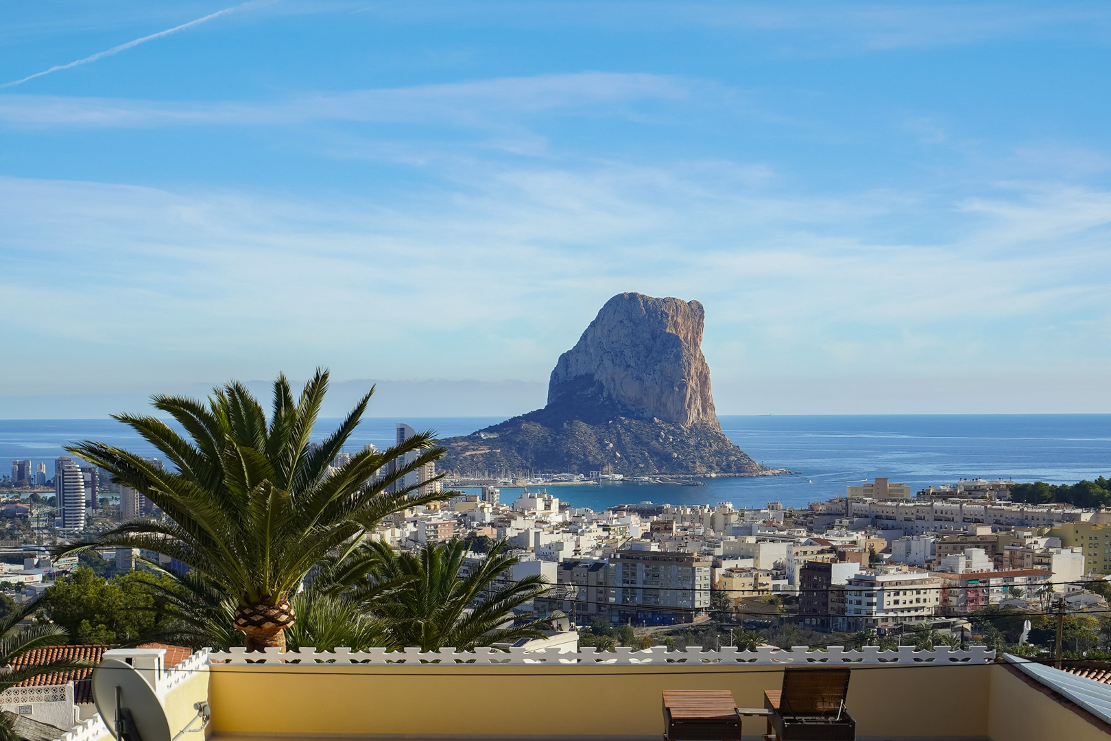 4597CAL Ruime villa met panoramisch zeezicht te koop in Calpe