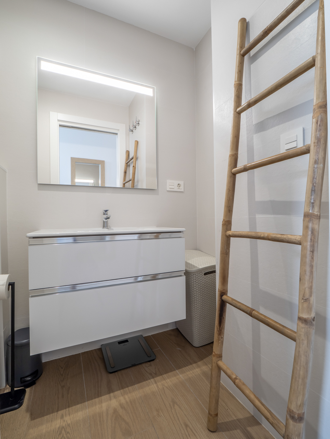 C4XY4602JAV Modern penthouse te koop aan de Arenal, Jávea