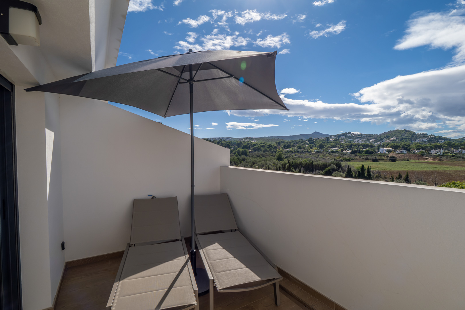C4XY4602JAV Modern penthouse te koop aan de Arenal, Jávea