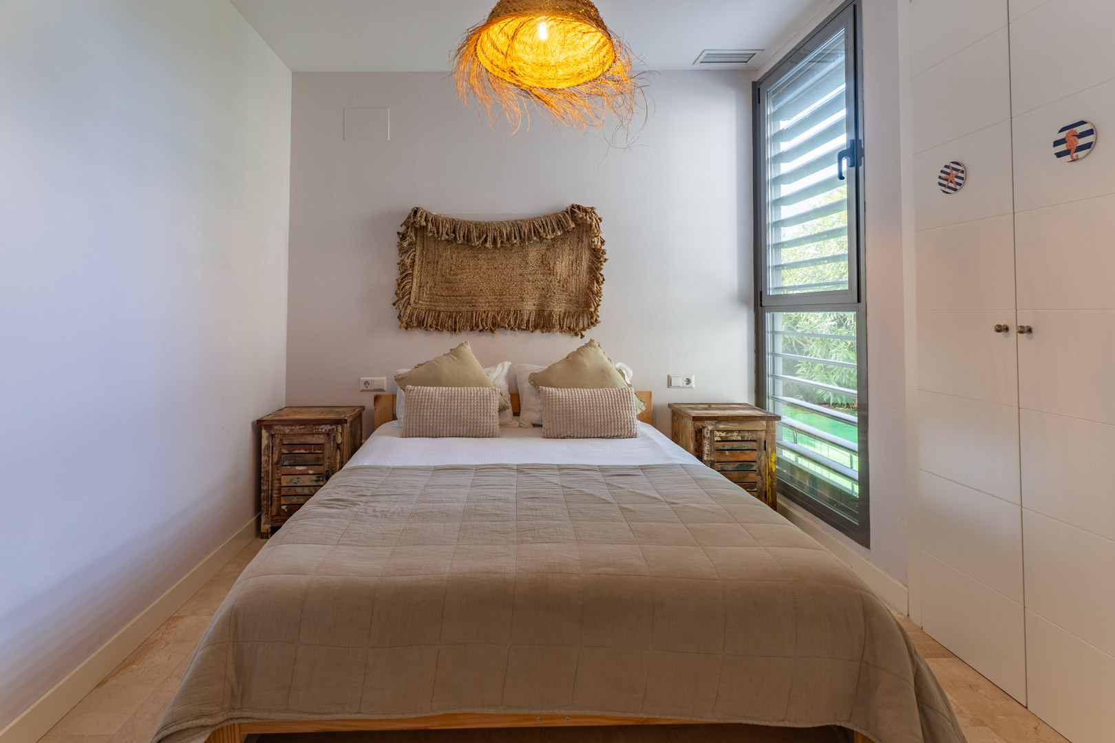 8315VER Apartamento planta baja con jardín privado y cercano a la playa, a la venta en El Vergel.